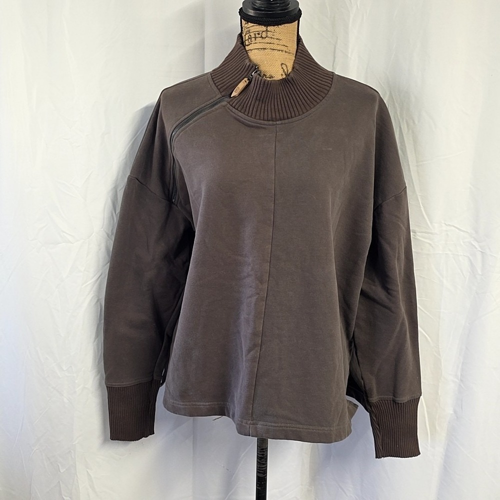 BKE Womens L Sweater Brown‎ Mock Neck 1/4 Zip Long Sleeve Pullover Neutral Cozy